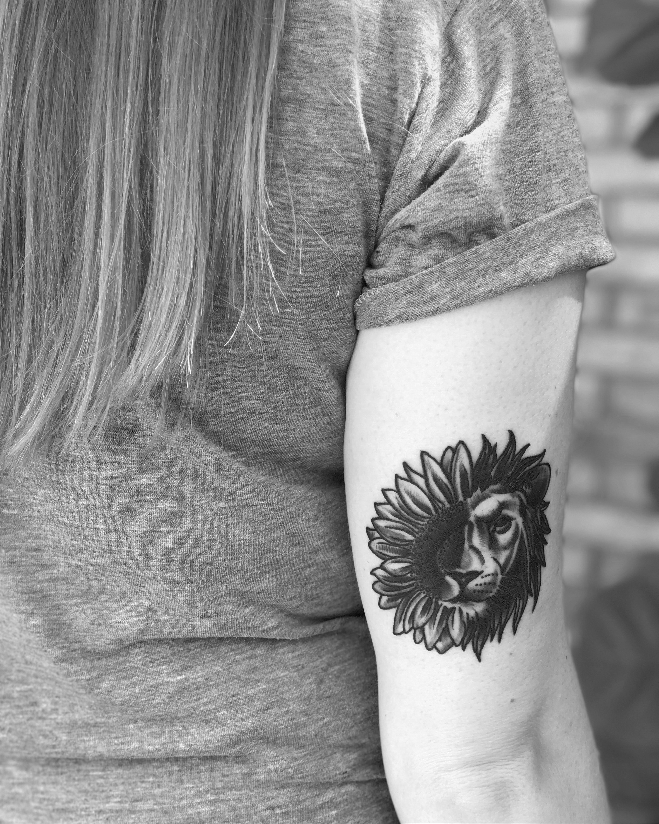 Explore the 39 Best lion Tattoo Ideas (2024) • Tattoodo