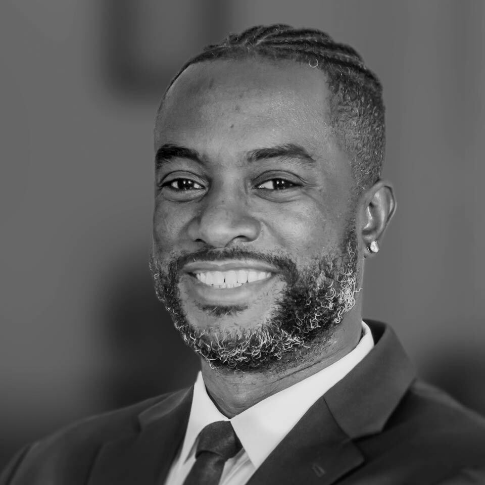Phillip Henry, Investment Manager + Owner of SmartWealth